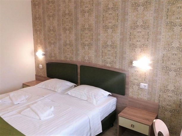 Imagen de la habitación del Hotel Olanesti. Foto 4