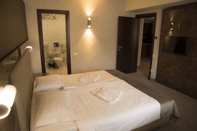 Imagen de la habitación del Hotel Olanesti. Foto 11