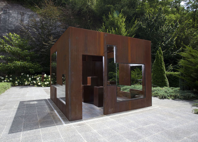 Imagen de los exteriores del Hotel Olarain - Hostel. Foto 9