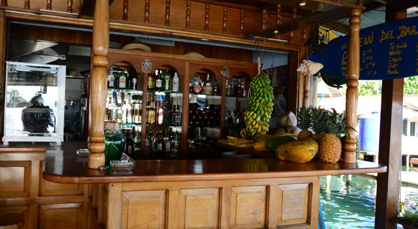 Imagen del bar/restaurante del Hotel Olas. Foto 2