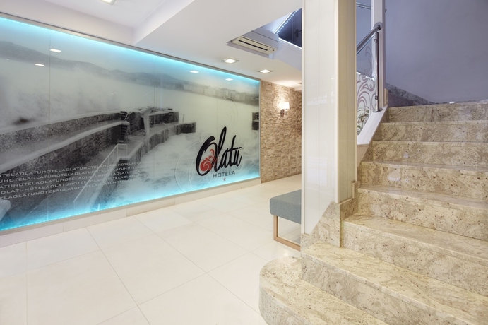 Imagen de los interiores del Hotel Olatu. Foto 11