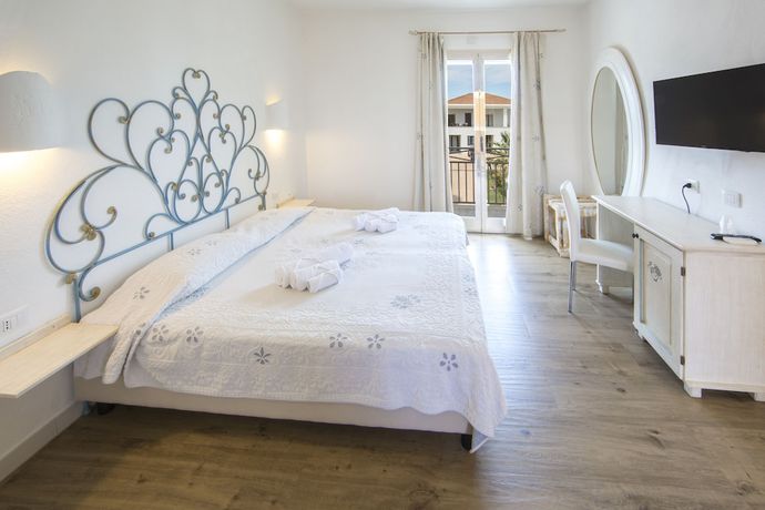 Imagen de la habitación del Hotel Olbia City. Foto 7