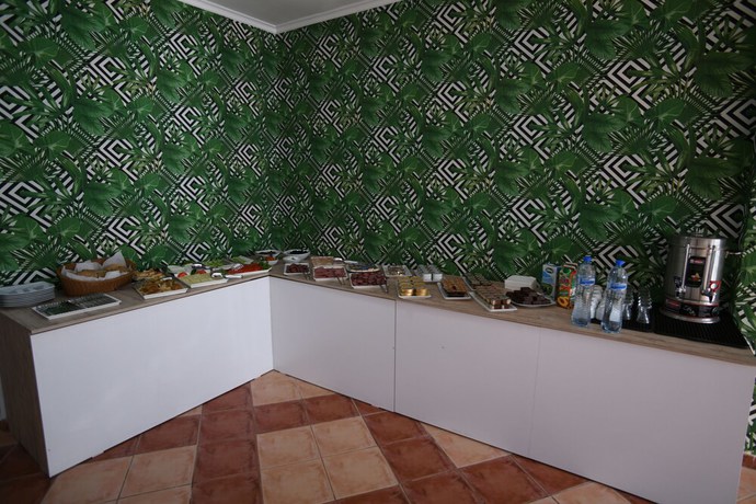 Imagen del bar/restaurante del Hotel Old Alisa. Foto 3