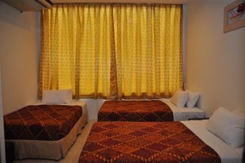 Imagen de la habitación del Hotel Old Budget. Foto 4