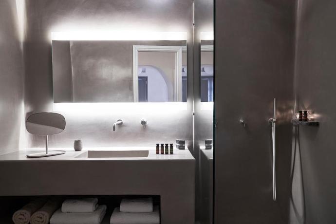 Imagen general del Hotel Old Castle Oia - Adults Only. Foto 5