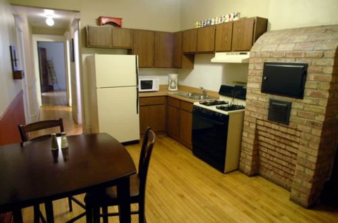 Imagen de los interiores del Hotel Old Chicago Inn. Foto 16