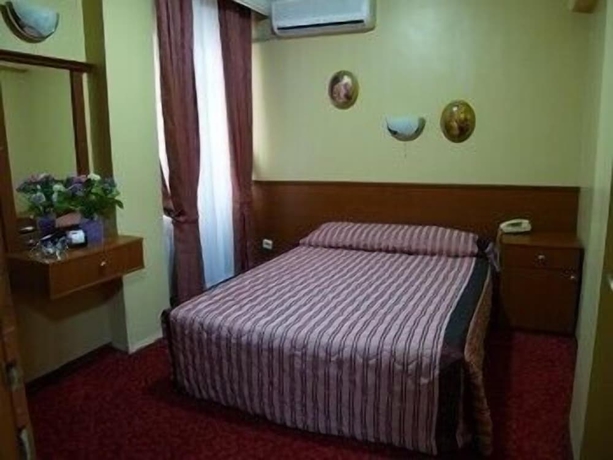 Imagen de la habitación del Hotel Old City Liberty. Foto 5