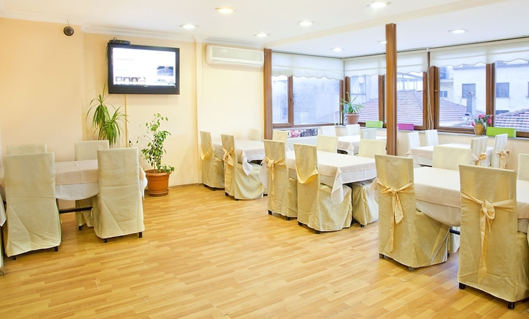 Imagen del bar/restaurante del Hotel Old City Liberty. Foto 3