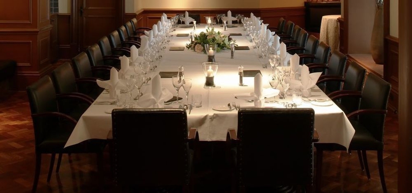 Imagen del bar/restaurante del Hotel Old Course. Foto 2