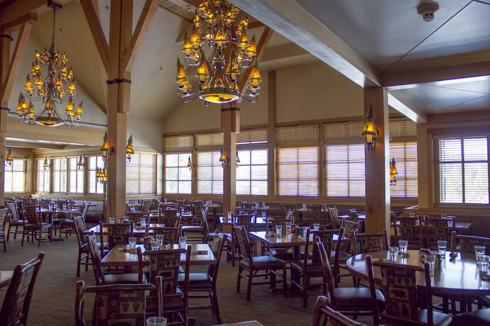 Imagen del bar/restaurante del Hotel Old Faithful Snow Lodge And Cabins - Inside The Park. Foto 13