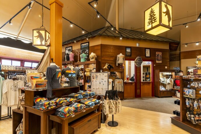 Imagen general del Hotel Old Faithful Snow Lodge And Cabins - Inside The Park. Foto 4