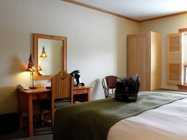 Imagen general del Hotel Old Faithful Snow Lodge And Cabins - Inside The Park. Foto 7