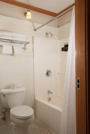 Imagen general del Hotel Old Faithful Snow Lodge And Cabins - Inside The Park. Foto 10