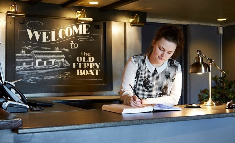 Imagen de los interiores del Hotel Old Ferry Boat St Ives By Greene King Inns. Foto 15