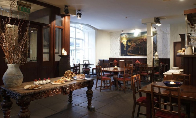 Imagen del bar/restaurante del Hotel Old Ground. Foto 4