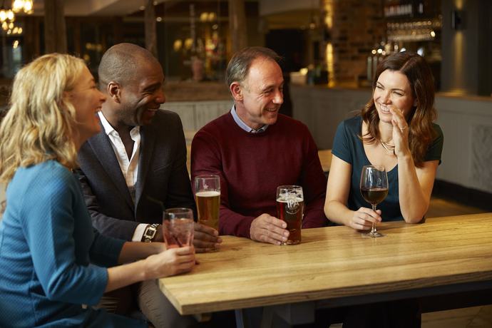 Imagen del bar/restaurante del Hotel Old Manse Bourton by Greene King Inns. Foto 12