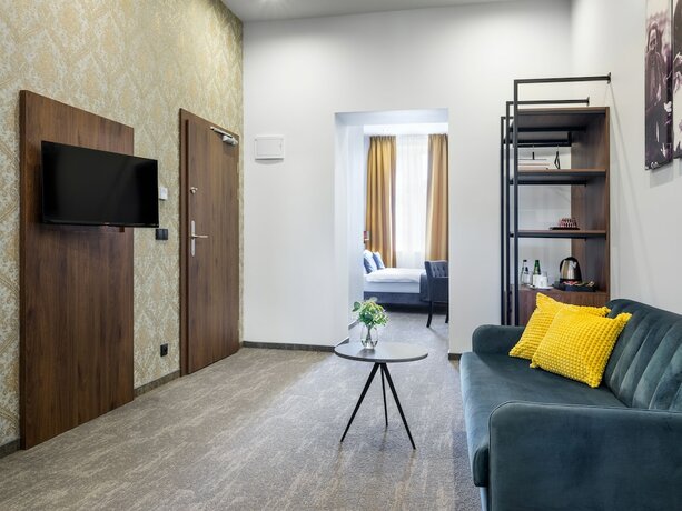 Imagen de la habitación del Hotel Old Market Residence. Foto 18