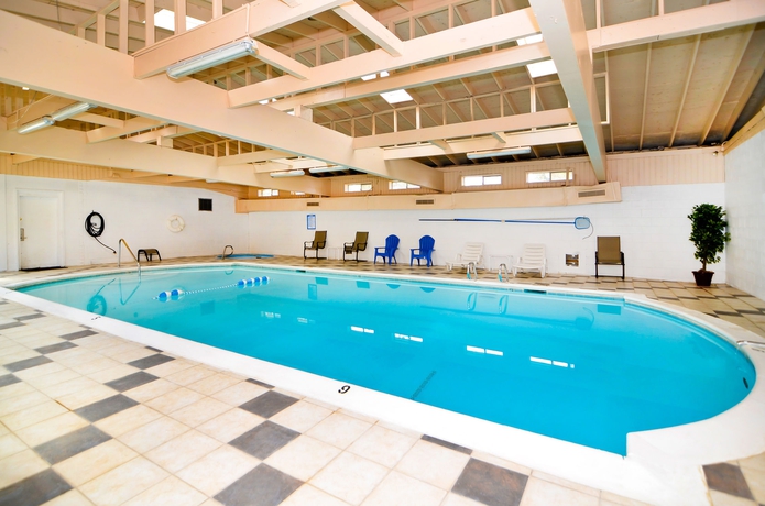 Imagen de la piscina del Hotel Old Mill and Suites. Foto 7
