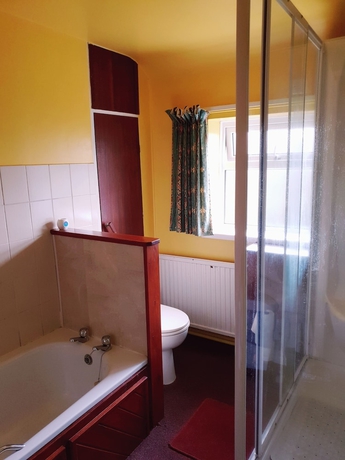 Imagen de la habitación del Hotel Old Priory Guest House. Foto 17