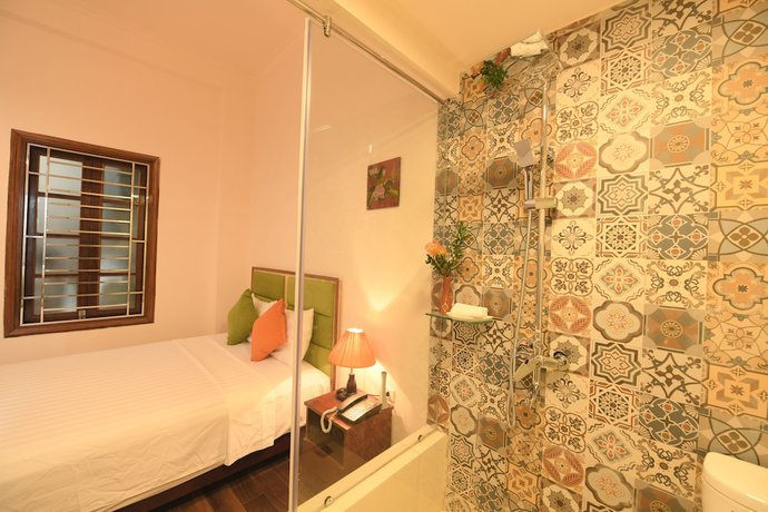 Imagen de la habitación del Hotel Old Quarter Family. Foto 7