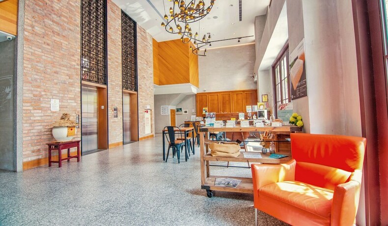 Imagen de los interiores del Hotel Old School - Central Land. Foto 38