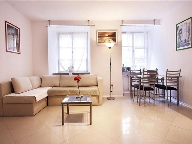 Imagen general del Hotel Old Town Apartments. Foto 9