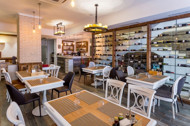 Imagen del bar/restaurante del Hotel Old Town Boutique. Foto 5