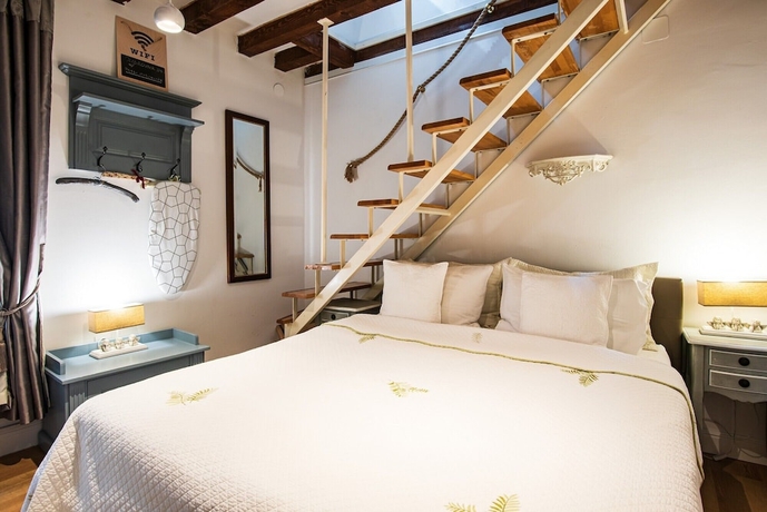 Imagen de la habitación del Hotel Old Town City Center Apartments. Foto 9