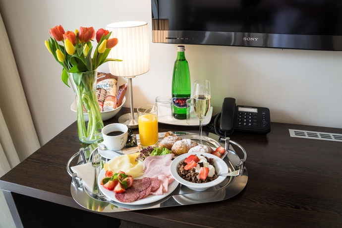 Imagen de la habitación del Hotel Old Town Hotel. Foto 8