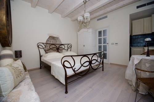 Imagen general del Hotel Old Town Ivory Apartments. Foto 9