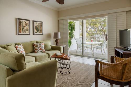 Imagen de la habitación del Hotel Olde Marco Island Inn and Suites. Foto 2