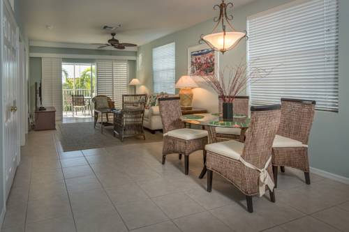 Imagen de la habitación del Hotel Olde Marco Island Inn and Suites. Foto 4