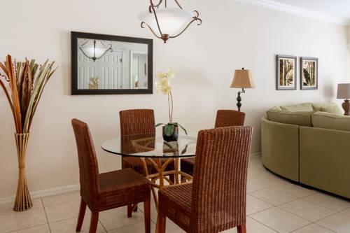 Imagen de la habitación del Hotel Olde Marco Island Inn and Suites. Foto 5