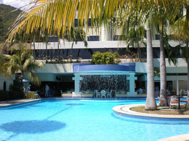 Imagen de la piscina del Hotel Ole Caribe. Foto 7