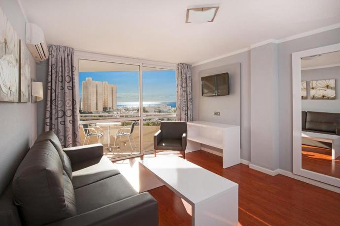 Imagen general del Hotel Olé Tropical Tenerife Adults Only. Foto 4