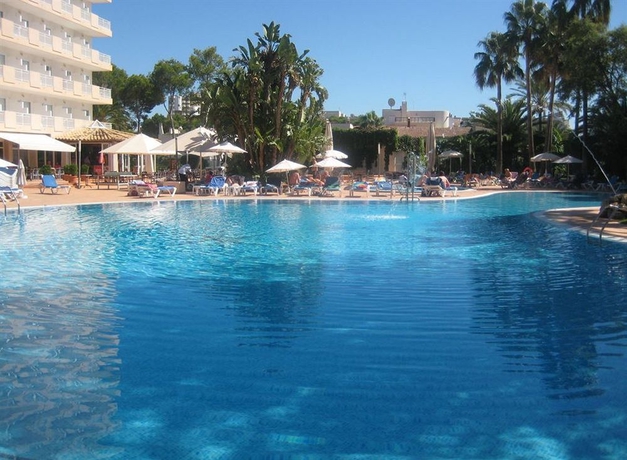 Imagen de la piscina del Hotel Oleander, Playa de Palma. Foto 6