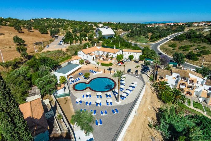 Imagen general del Hotel Oleandro Country Club. Foto 1