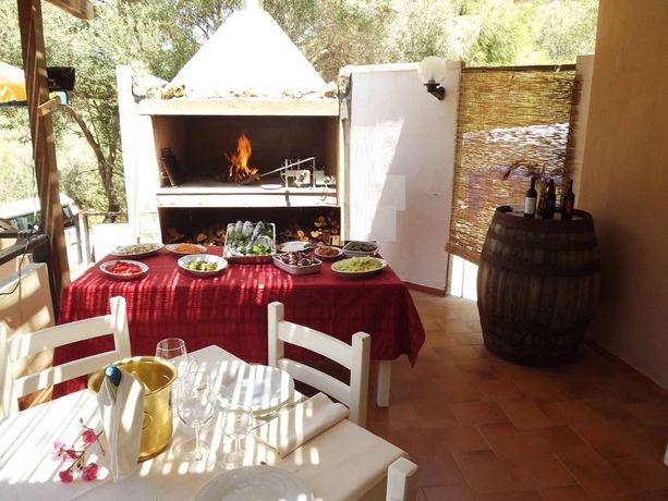 Imagen del bar/restaurante del Hotel Oleandro. Foto 4