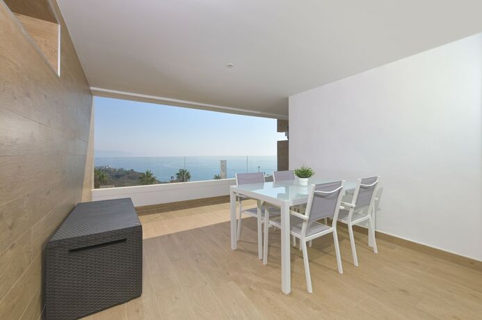 Imagen general del Hotel Olee Torrox Costa Holiday Rentals. Foto 2