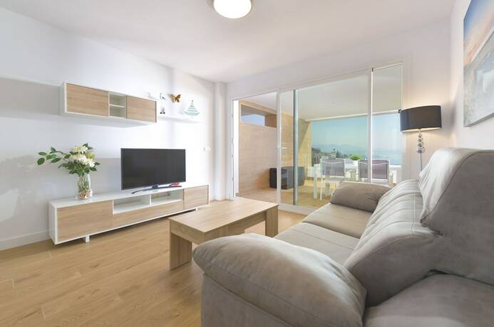 Imagen general del Hotel Olee Torrox Costa Holiday Rentals. Foto 10