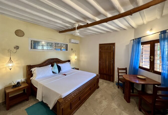 Imagen de la habitación del Hotel Oleza Boutique. Foto 15