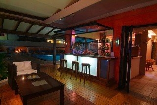 Imagen de la piscina del Hotel Olga's Hotel and Pool. Foto 10