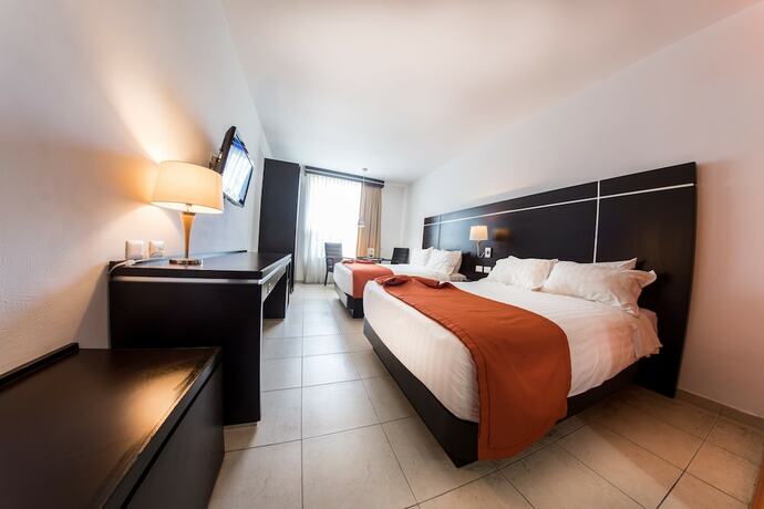 Imagen general del Hotel Oliba. Foto 1