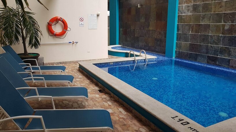 Imagen general del Hotel Oliba. Foto 12
