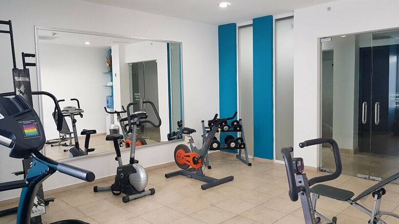 Imagen general del Hotel Oliba. Foto 13