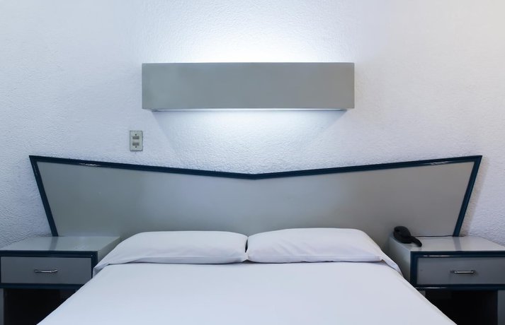 Imagen de la habitación del Hotel Oliden. Foto 8