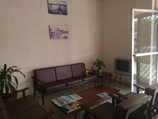 Imagen de la habitación del Hotel Oliden. Foto 17