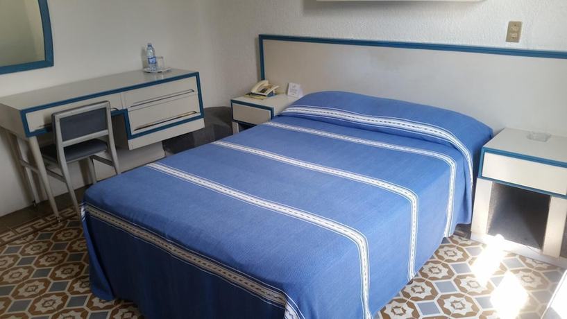 Imagen de la habitación del Hotel Oliden. Foto 18