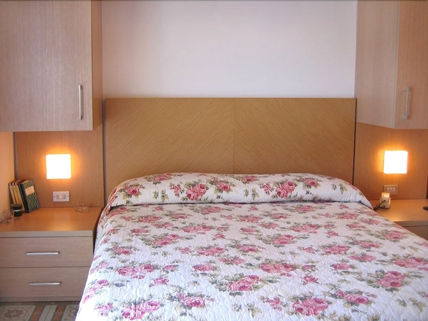 Imagen de la habitación del Hotel Olimpia, Bellaria-Igea Marina. Foto 6