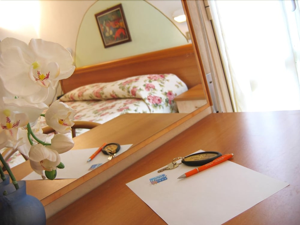 Imagen de la habitación del Hotel Olimpia, Bellaria-Igea Marina. Foto 8